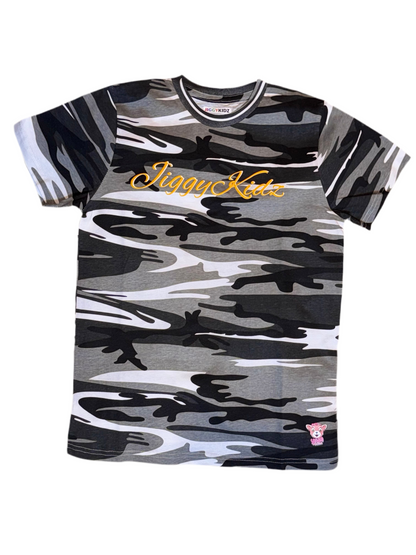 Sandra the Red Panda Youth Girls Camo T-shirt